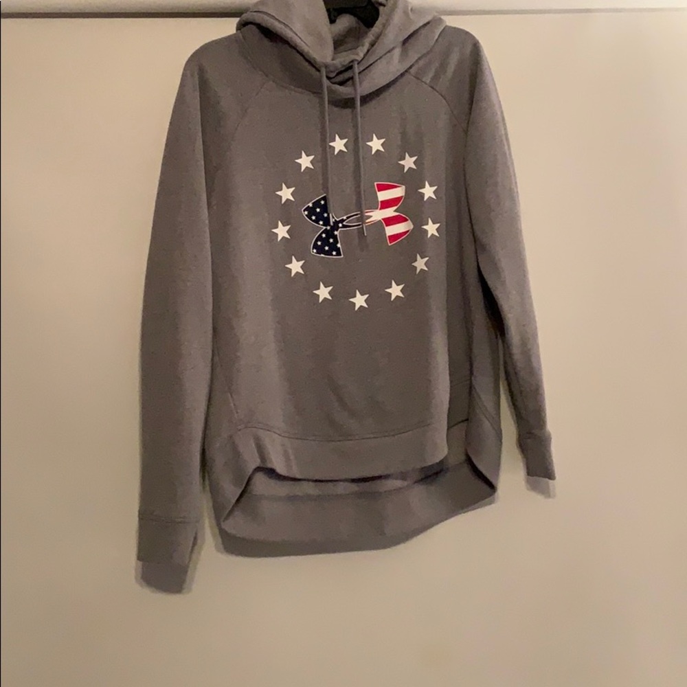 Under armour sweatshirt